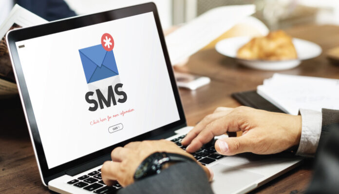 Strengthening Customer Loyalty with B2B SMS Marketing
